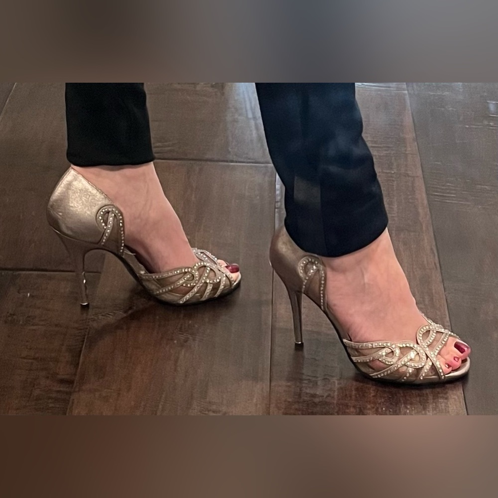 Caparros gold/metallic mesh rhinestone sandals size 7